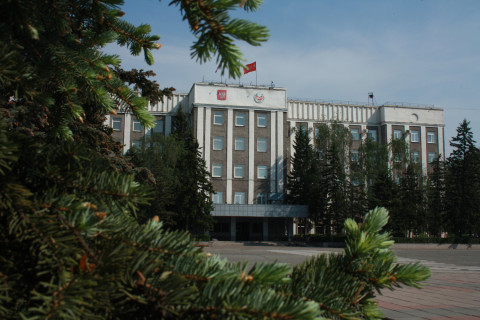 Отчет Главы Республики Хакасия - Председателя Правительства Республики Хакасия о результатах деятельности Правительства Республики Хакасия за 2024 год  поступил на рассмотрение в Верховный Совет