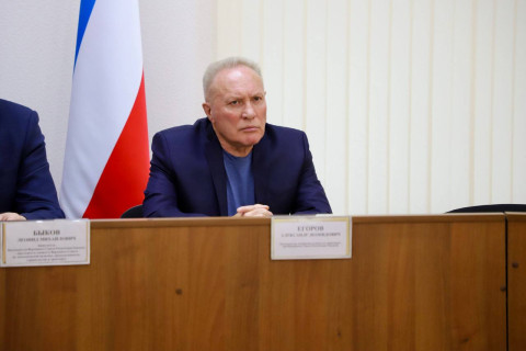 Александр  Егоров: Из-за «кредиторки» подрядчики отказываются заходить в республику