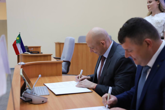 Соглашение о сотрудничестве подписано между Верховным Советом и общероссийской организацией «Ассоциация юристов России»