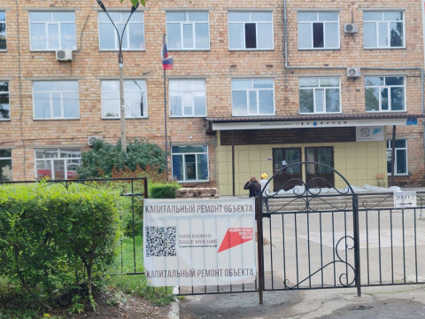 Оксана Разварина побывала на соцобъектах Черногорска, реализуемых по нацпроектам