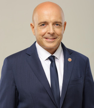 Председатель и депутаты Верховного Совета Хакасии поздравили  с Международным днем матери мам республики