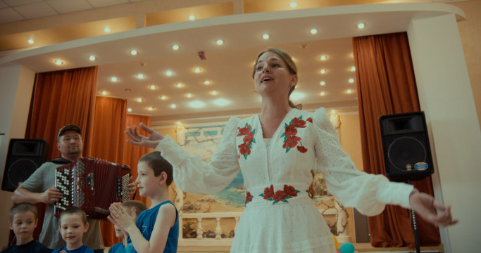 Депутат Верховного Совета Хакасии Анастасия Кочергина стала героиней фильма «Свои о своих»