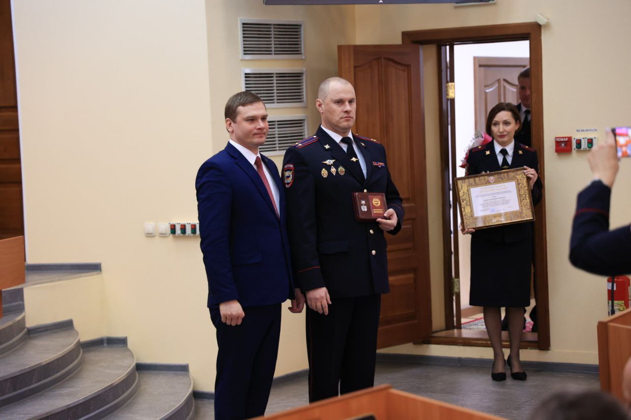 photo_5228784604989295595_y