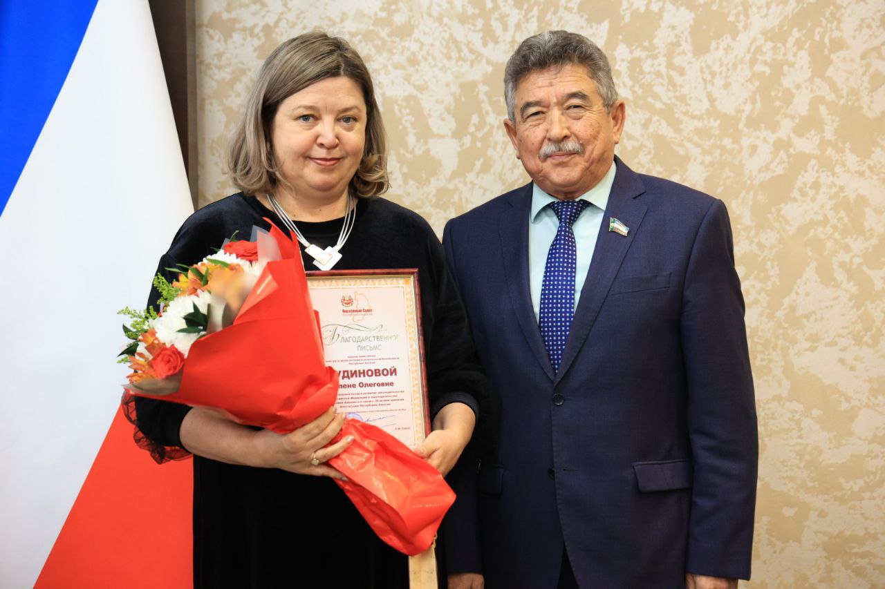 photo_5303278871413197689_y