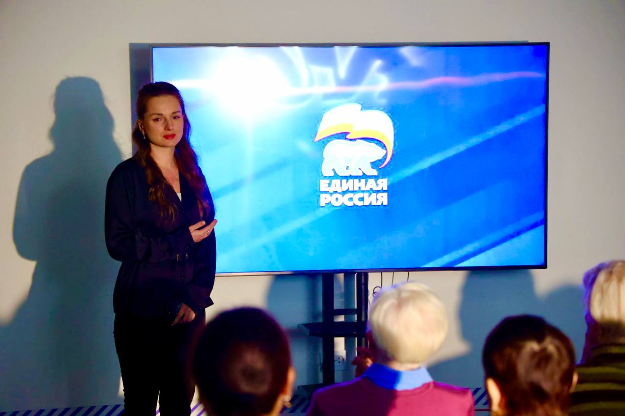 photo_5321140321842301865_y