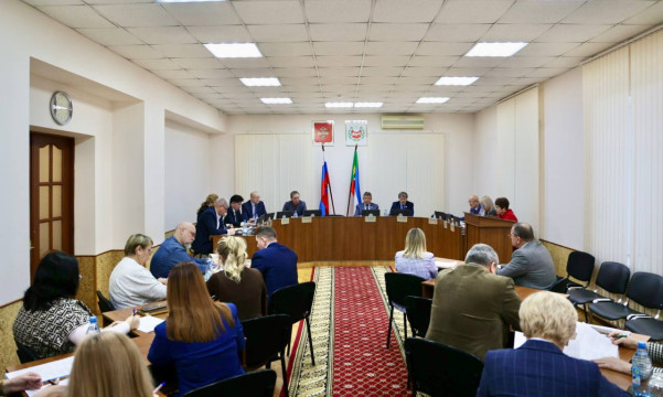 Первая в новом году сессия Верховного Совета запланирована  на  28 января