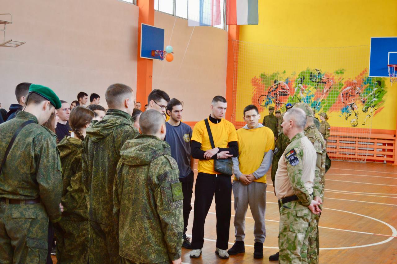 photo_5233710945362711002_y