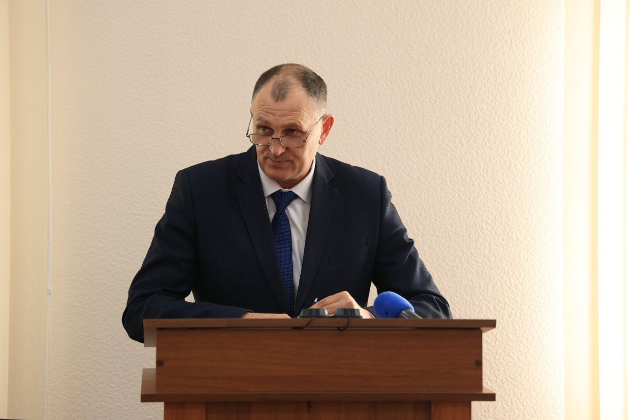 photo_5301037598564357453_y