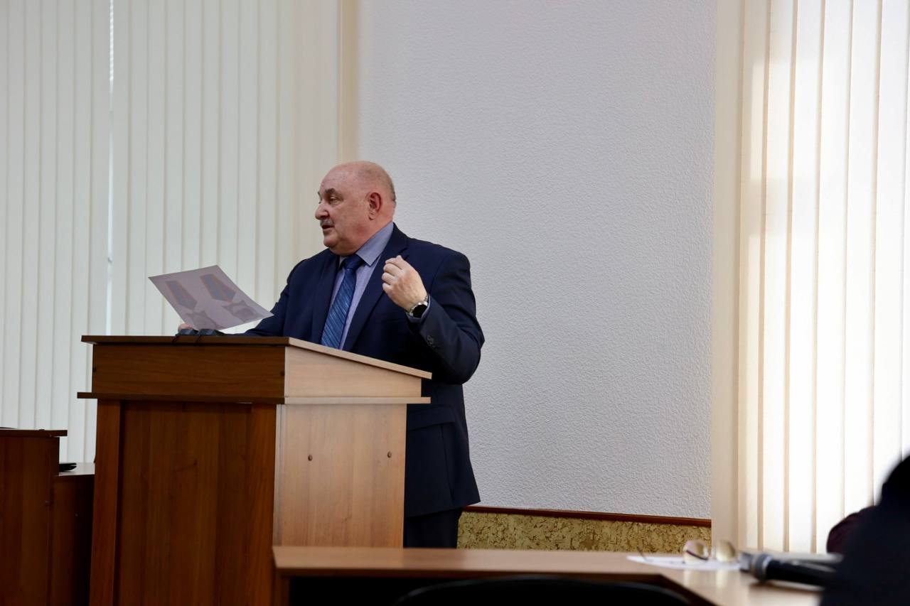 photo_5303542337592038275_y