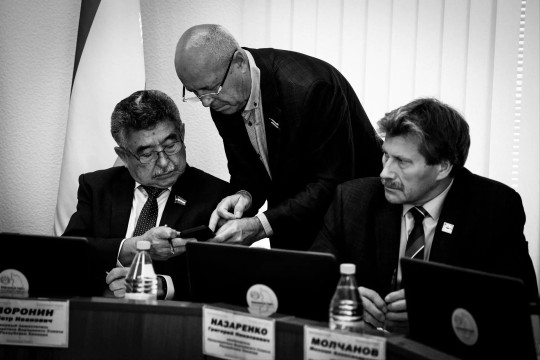 Парламент в кадре